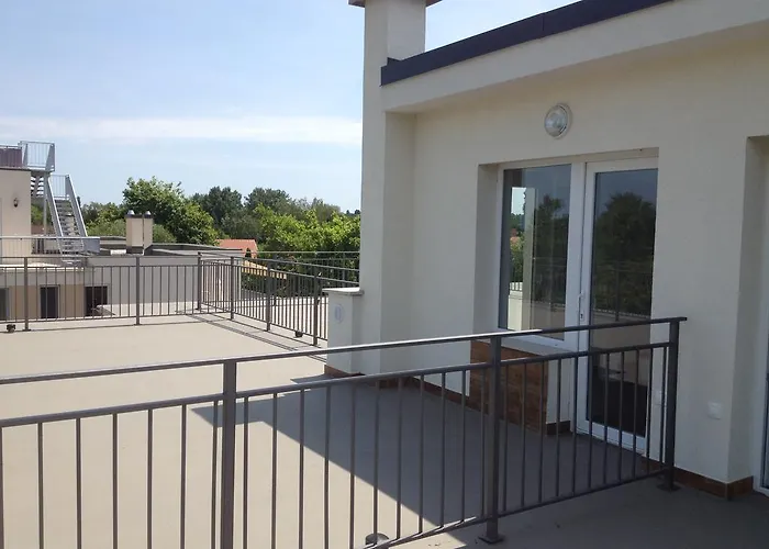 Apartment Panorama Sunshine Zamardi